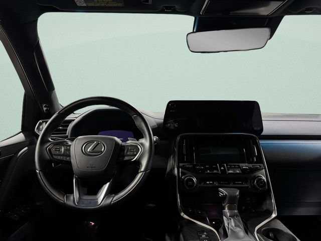 Used 2024 Lexus LX 600 4WD w/ Appearance Package image 13