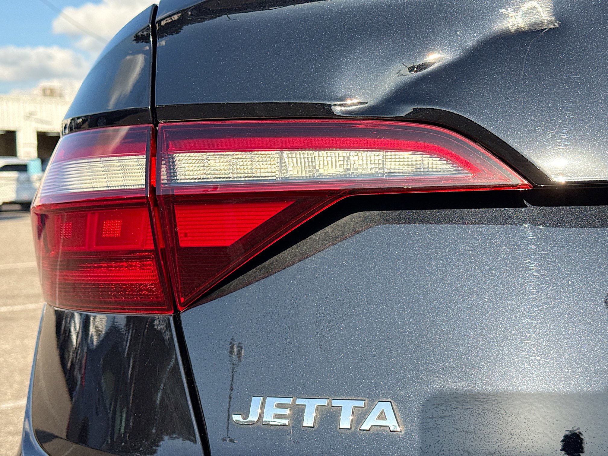 Used 2021 Volkswagen Jetta S w/ Driver Assistance Package image 10