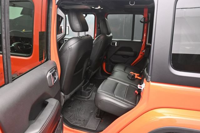 Used 2023 Jeep Wrangler Unlimited Sahara w/ LED Lighting Group AWD/4WD image 32
