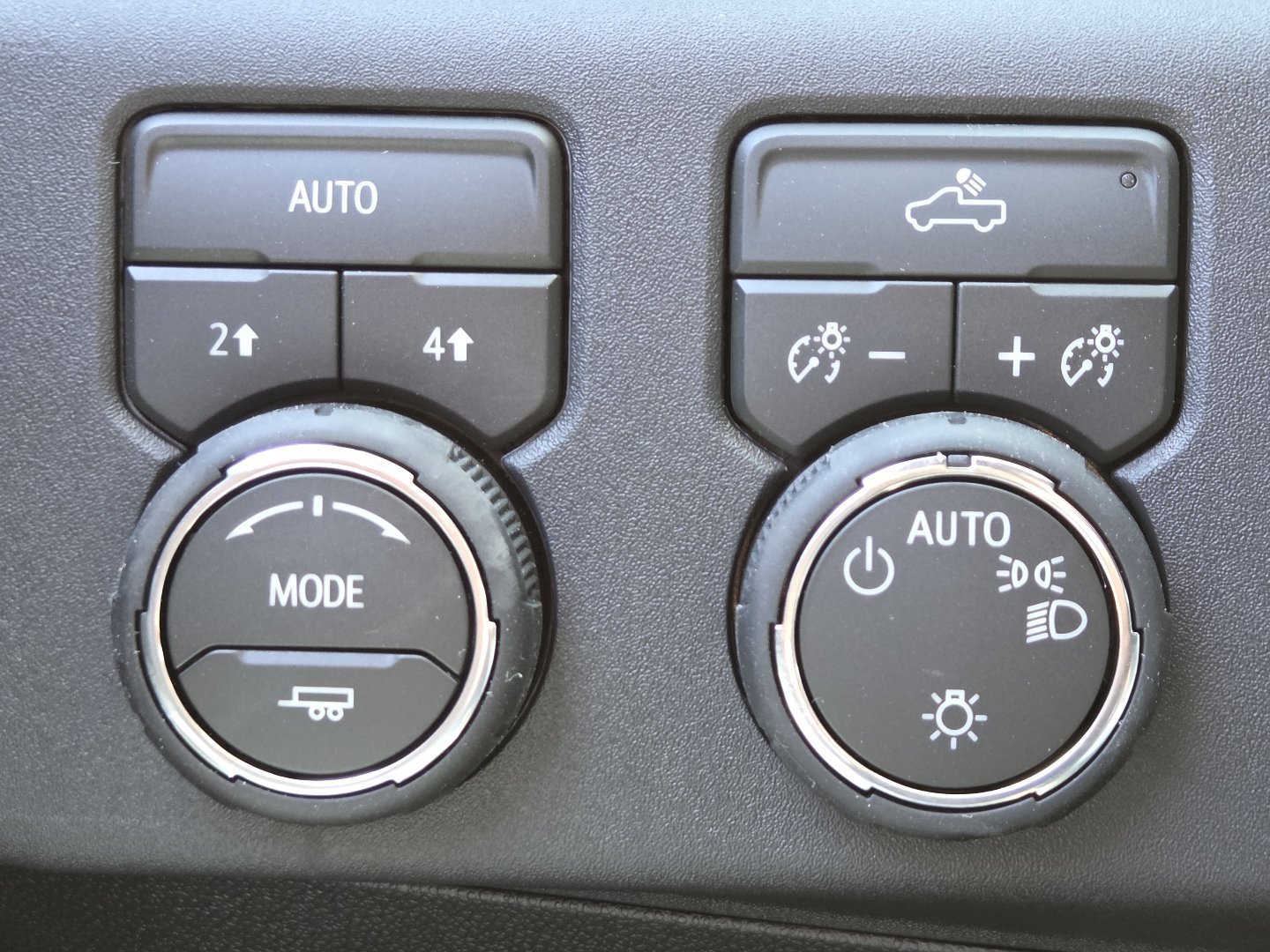 New 2026 Chevrolet Silverado 1500 LT AWD/4WD image 7