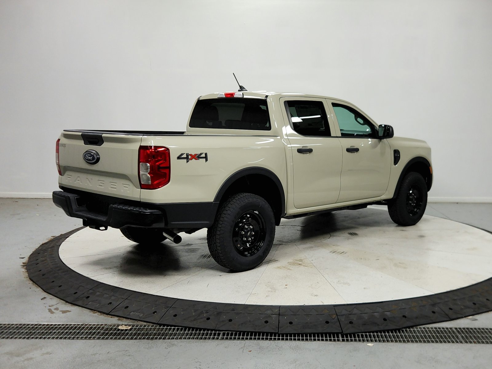 New 2026 Ford Ranger XL w/ Trailer Tow Package AWD/4WD image 8