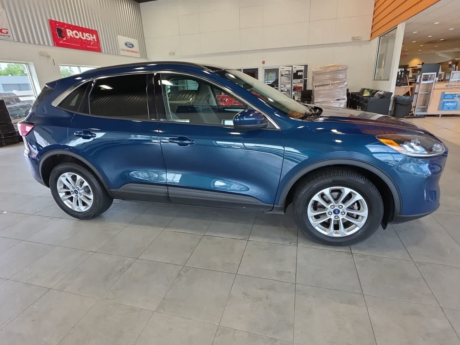 Used 2020 Ford Escape SE AWD/4WD image 6