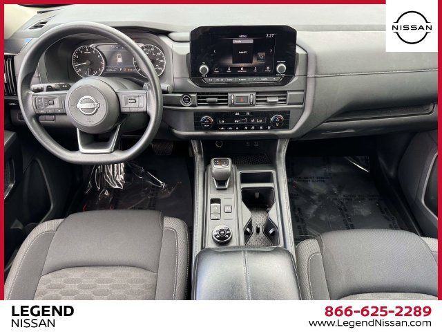 Used 2024 Nissan Pathfinder S AWD/4WD image 14