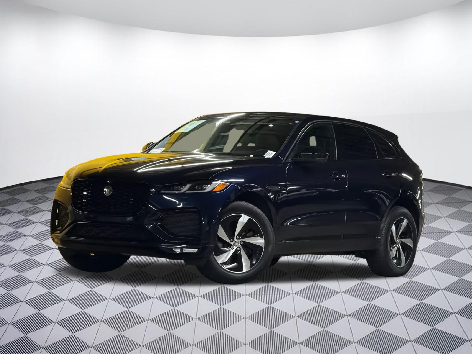 Used 2026 Jaguar F-PACE R-Dynamic S AWD/4WD image 36