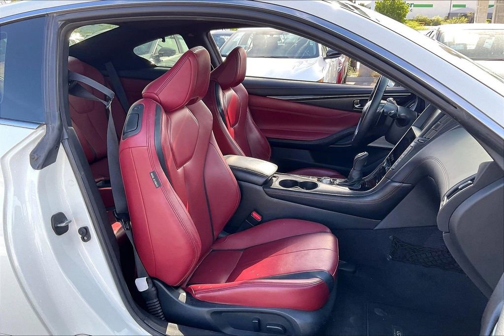 Used 2022 INFINITI Q60 Red Sport 400 w/ Cargo Package RWD image 7
