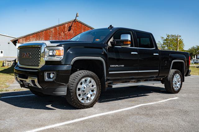 Used 2015 GMC Sierra 2500 Denali w/ Duramax Plus Package