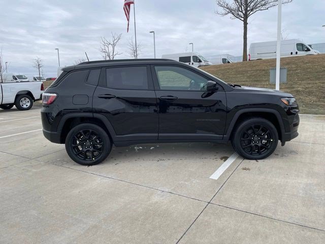 New 2026 Jeep Compass Latitude AWD/4WD image 7