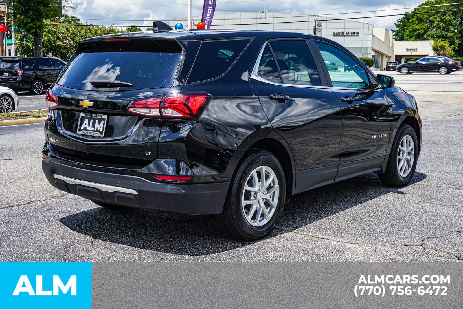 Used 2024 Chevrolet Equinox LT FWD image 6