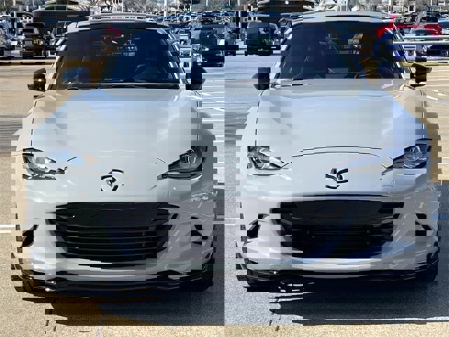 Used 2024 MAZDA MX-5 Miata RF Club w/ Weather Package image 8