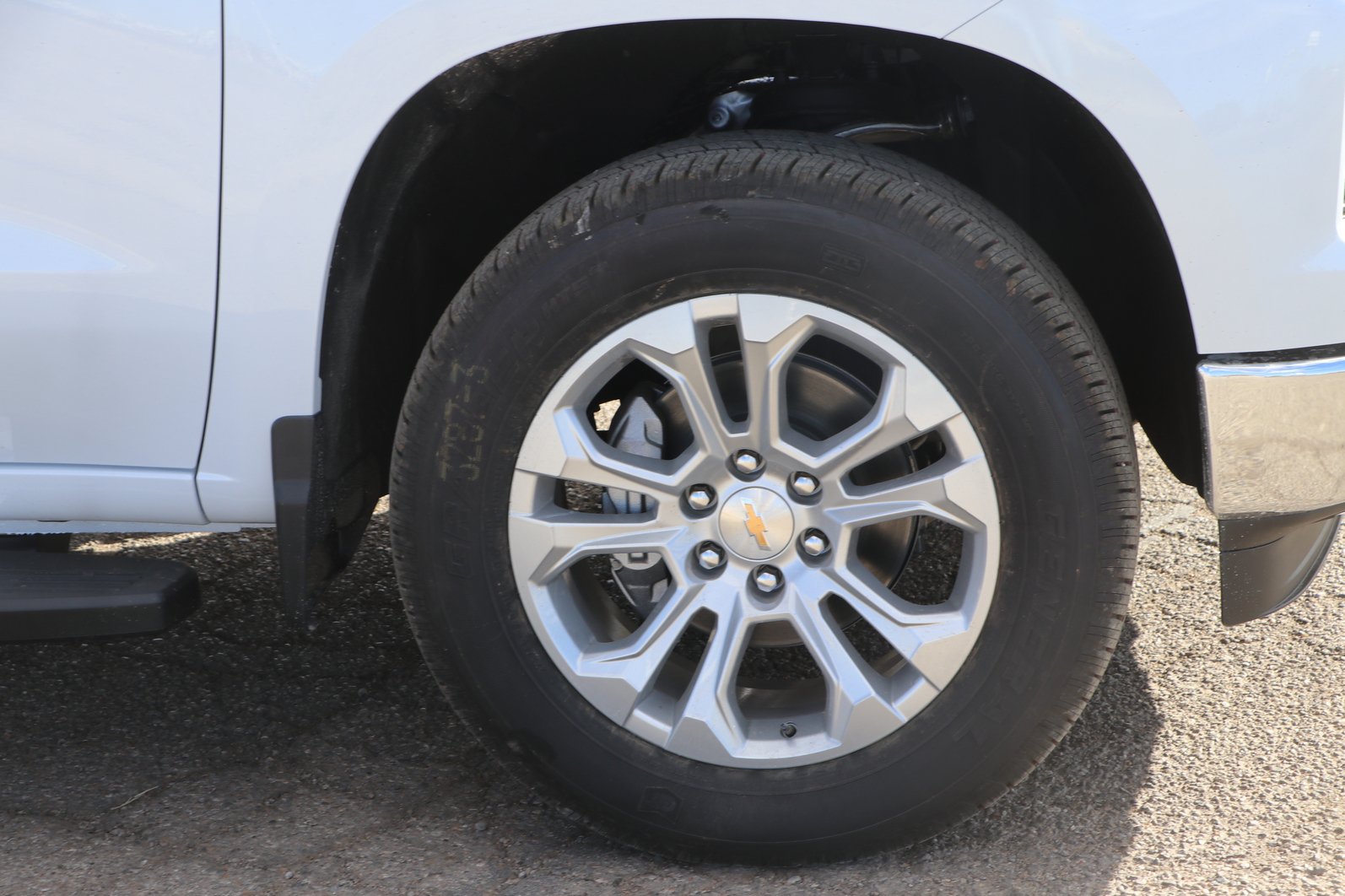 New 2026 Chevrolet Silverado 1500 LTZ w/ LTZ Convenience Package II AWD/4WD image 9