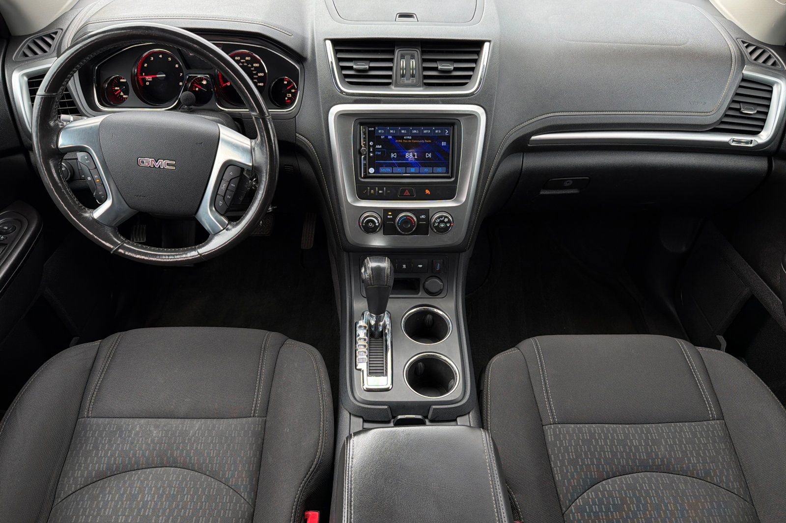Used 2014 GMC Acadia SLE image 14