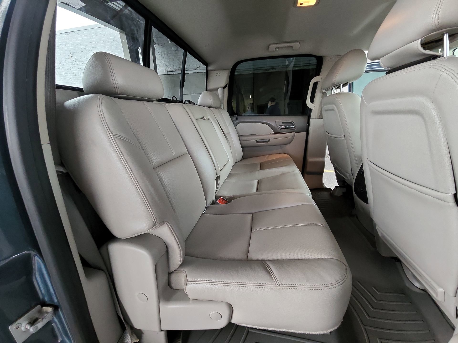 Used 2012 Chevrolet Silverado 2500 LTZ w/ LTZ Plus Package image 26