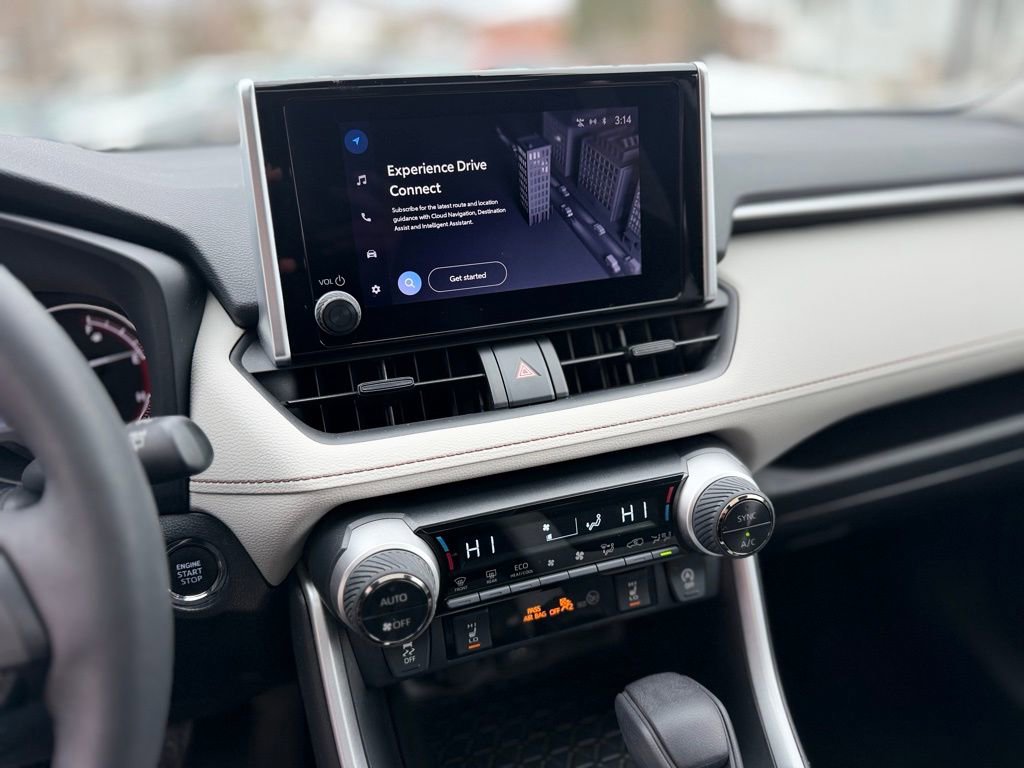 Used 2023 Toyota RAV4 XLE w/ Convenience Package image 18