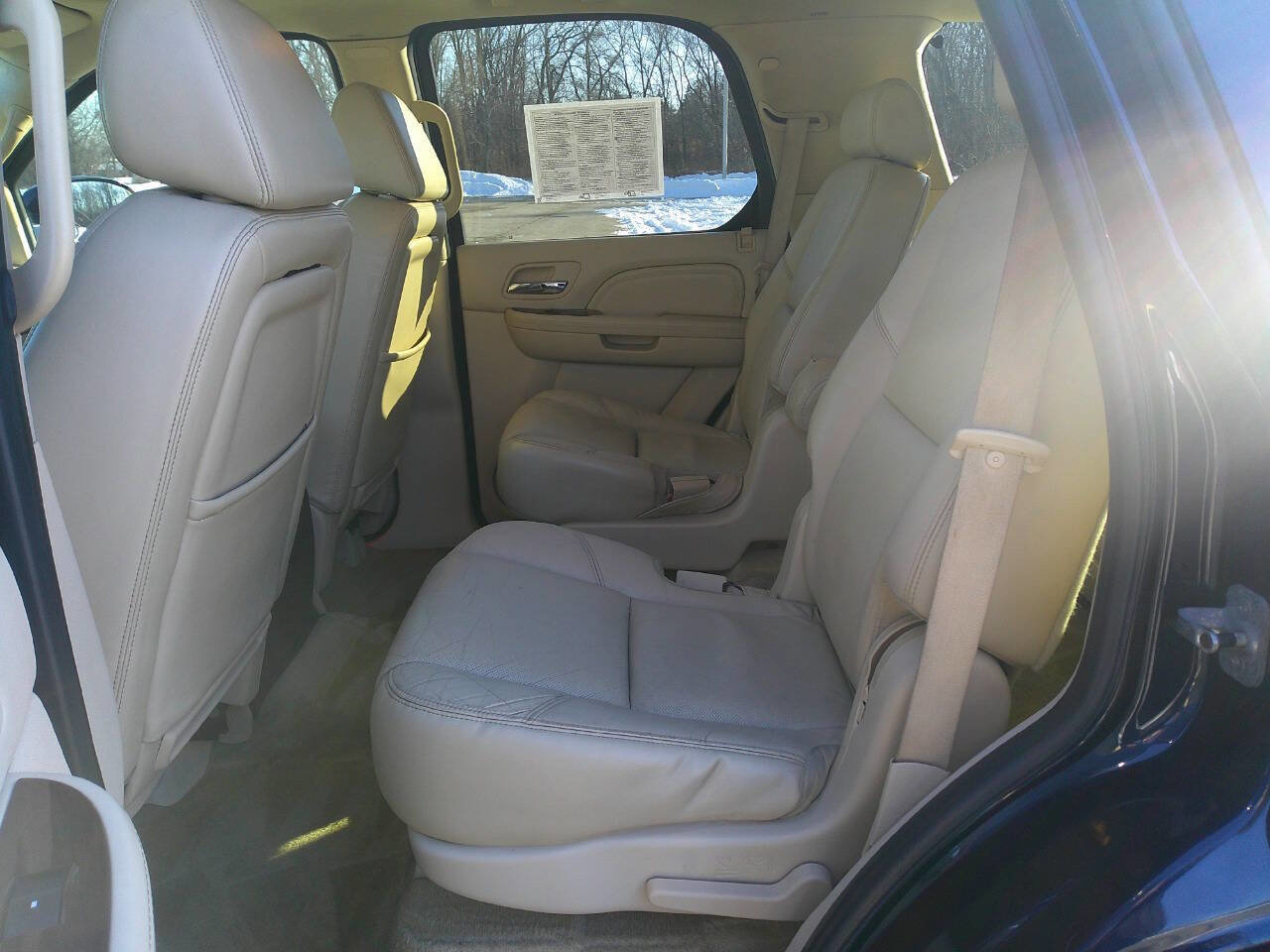 Used 2008 Cadillac Escalade AWD image 12