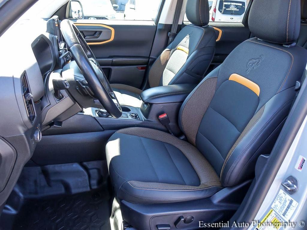 Used 2022 Ford Bronco Sport Badlands image 9