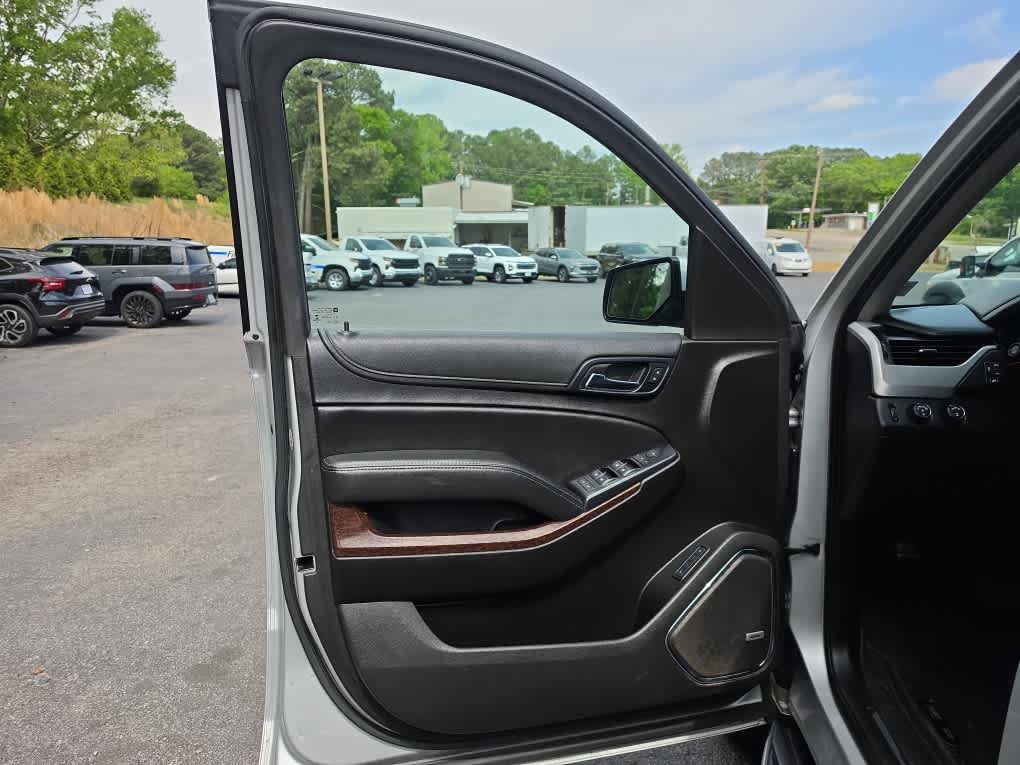 Used 2020 GMC Yukon XL SLT AWD/4WD image 15