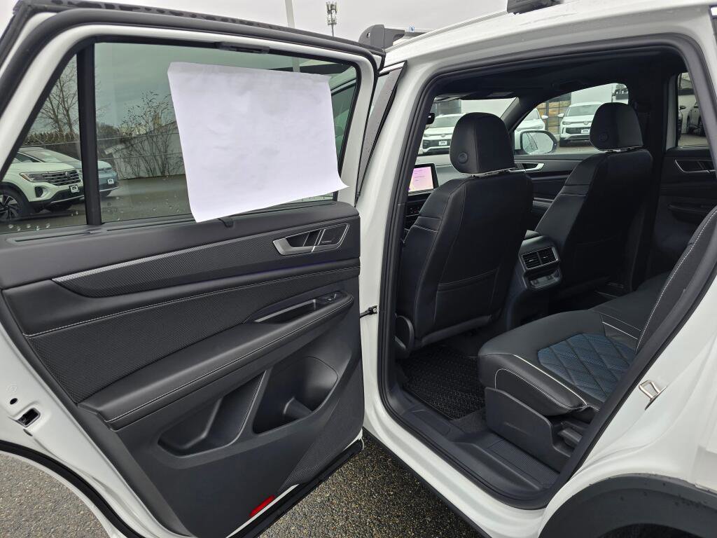 New 2026 Volkswagen Atlas Cross Sport SEL Premium R-Line AWD/4WD image 36