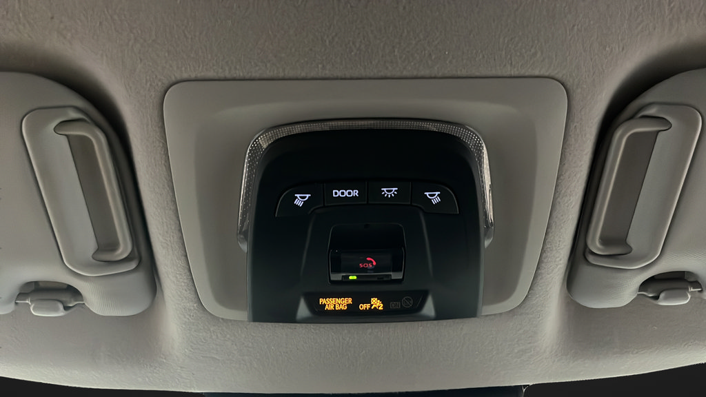Used 2023 Toyota Corolla Cross LE FWD image 35
