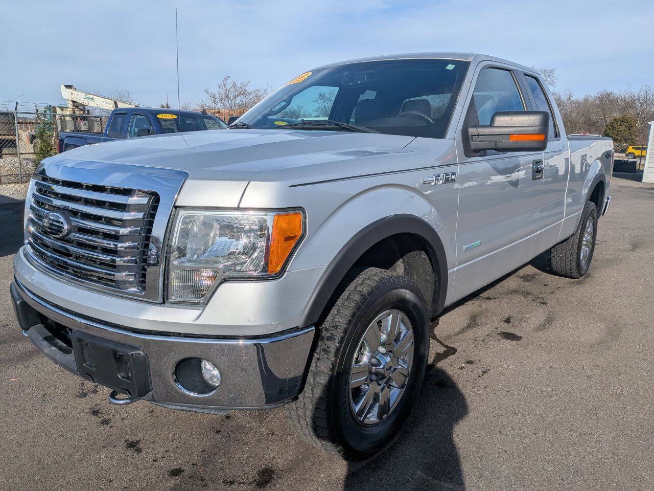 Used 2012 Ford F150 XLT w/ XLT Chrome Pkg AWD/4WD image 8