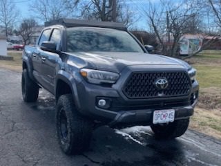 Used 2021 Toyota Tacoma Limited w/ Nightshade Package image 7