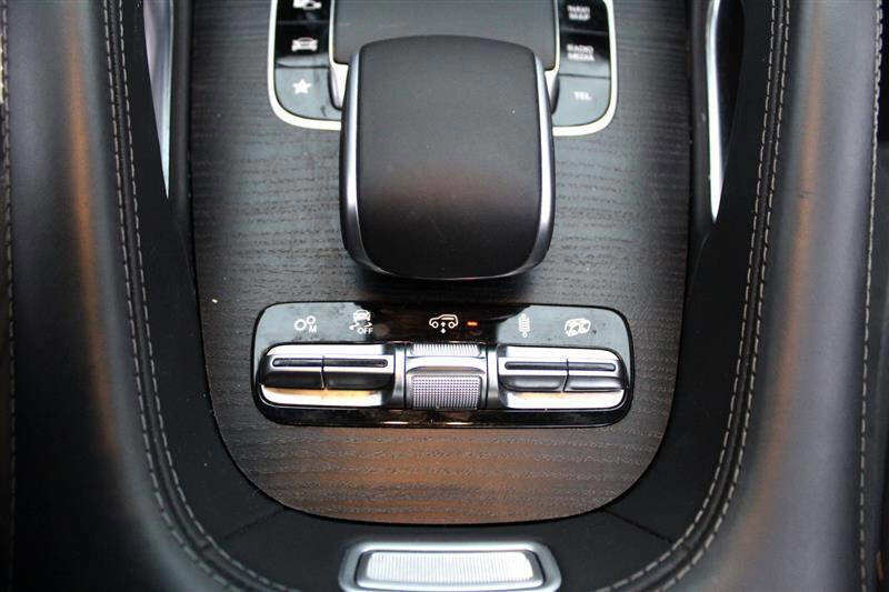 Used 2023 Mercedes-Benz GLE 53 AMG 4MATIC Coupe w/ Parking Assistance Package image 24