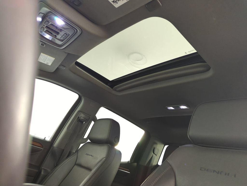 Used 2023 GMC Sierra 1500 Denali AWD/4WD image 26