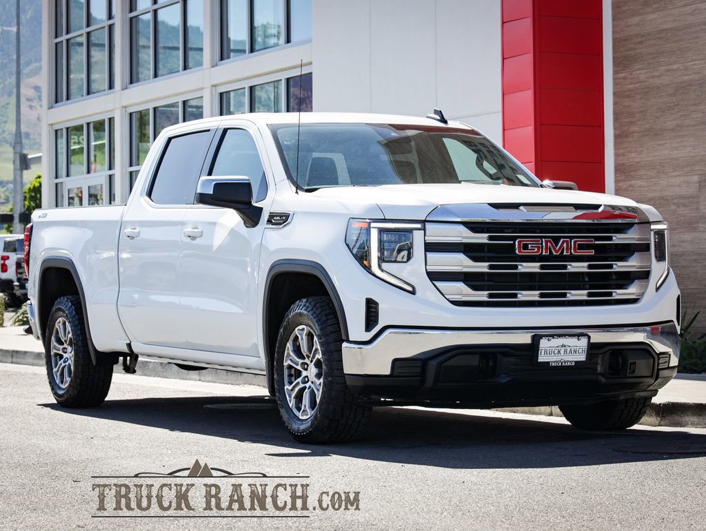 Used 2023 GMC Sierra 1500 SLE AWD/4WD image 1