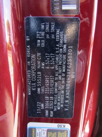 Used 2023 Kia Carnival LX image 68