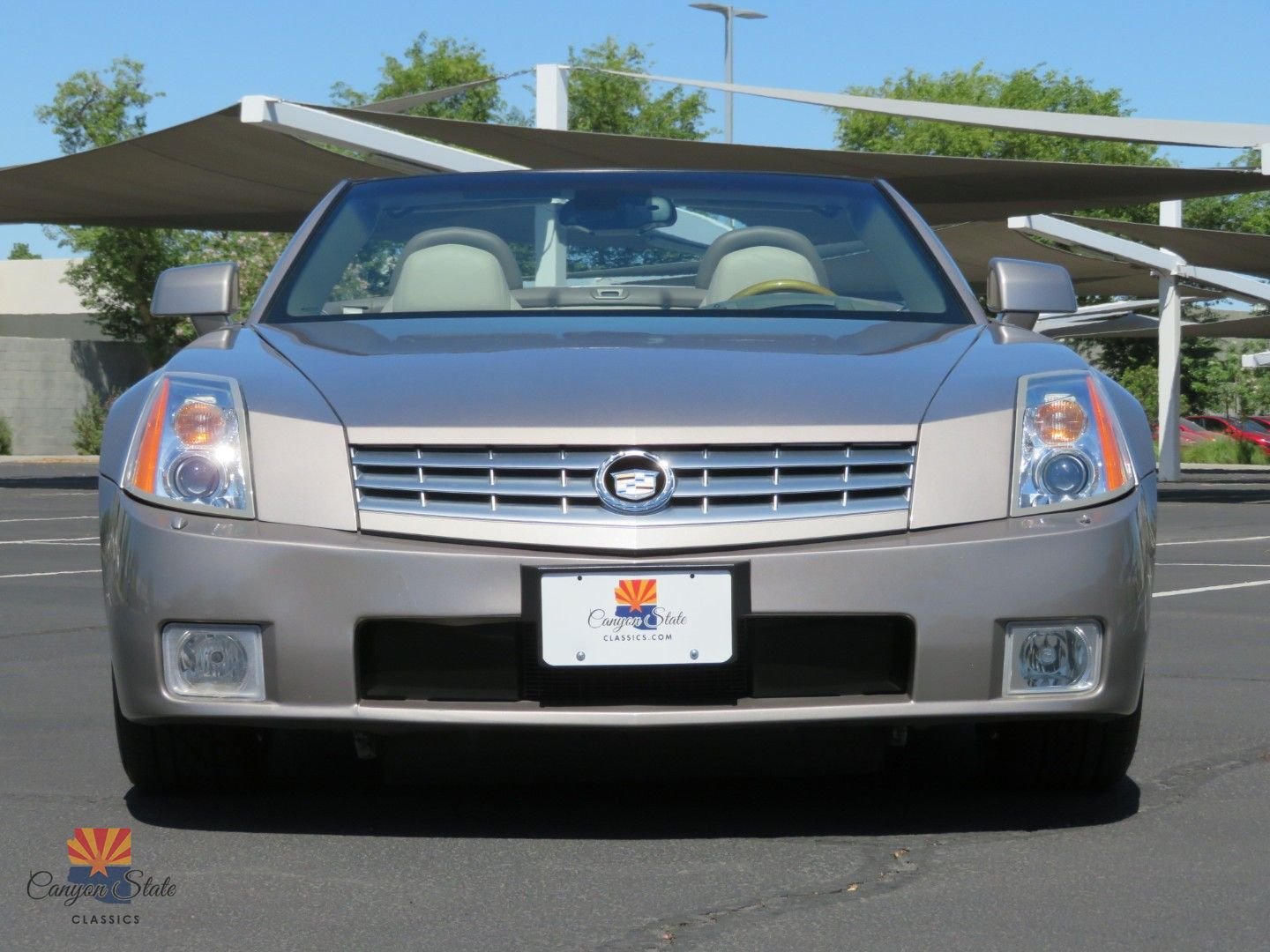 Used 2004 Cadillac XLR RWD image 30