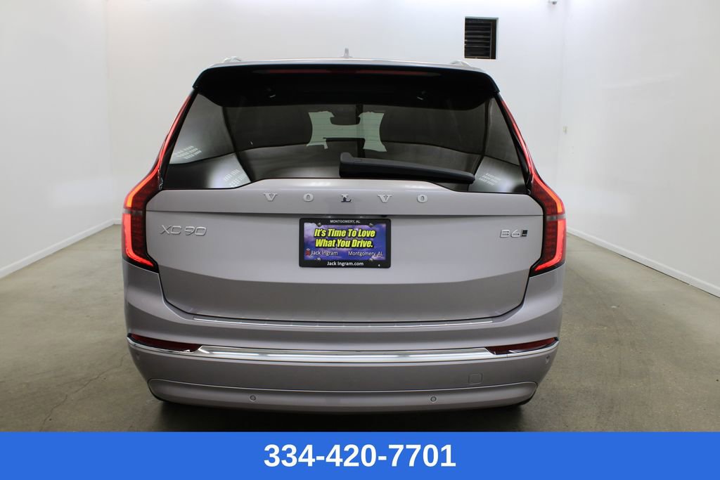 New 2026 Volvo XC90 B6 Plus w/ Protection Package Premier image 3