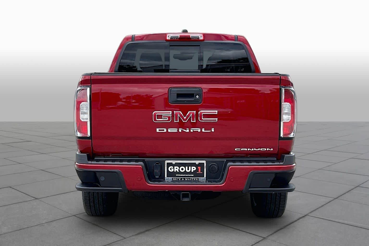 Used 2022 GMC Canyon Denali image 5