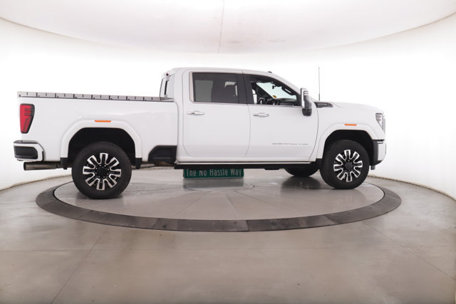 Used 2026 GMC Sierra 2500 Denali Ultimate w/ Max Trailering Package AWD/4WD image 6