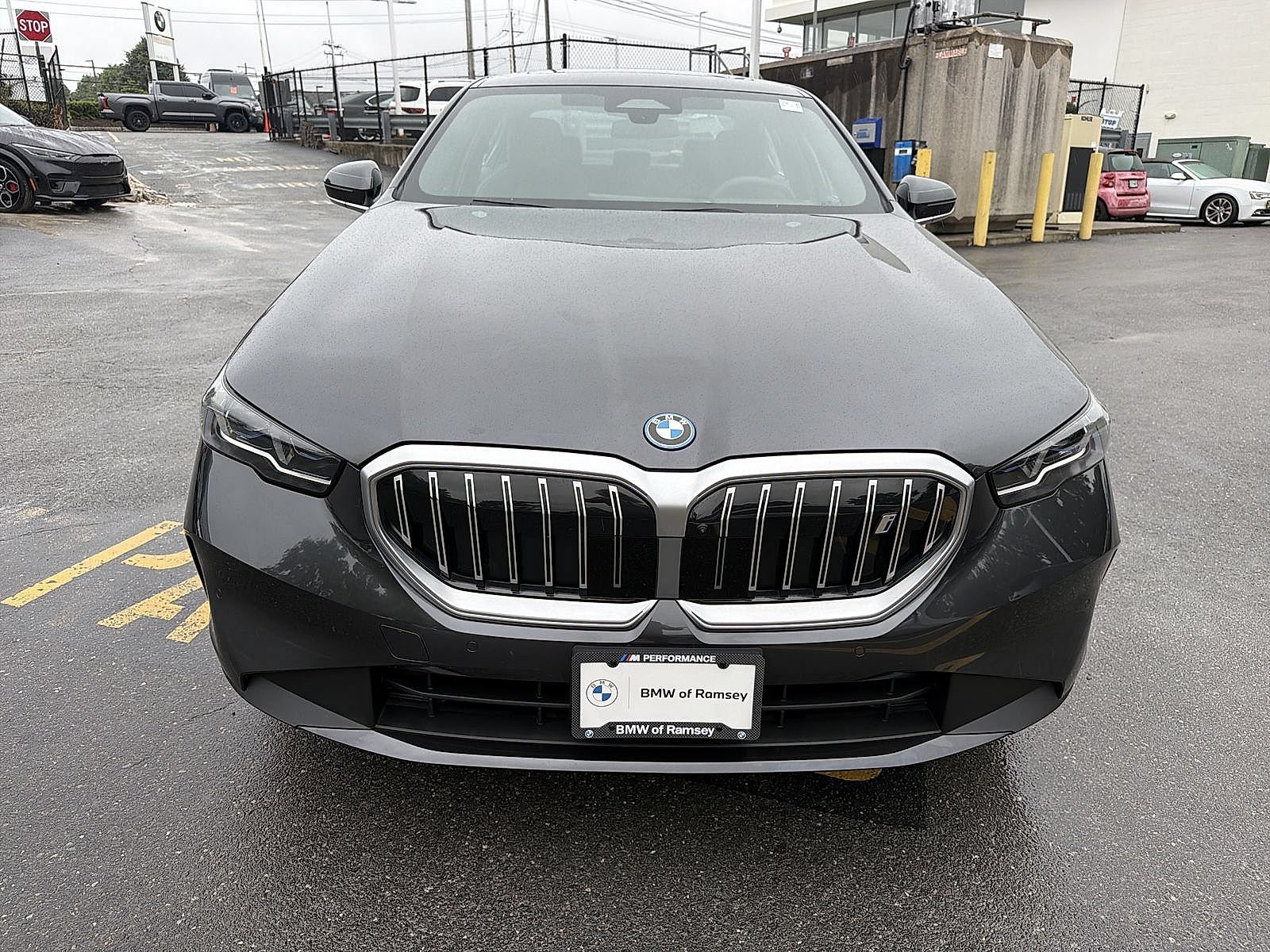 Used 2026 BMW i5 eDrive40 w/ Premium Package AWD/4WD image 14