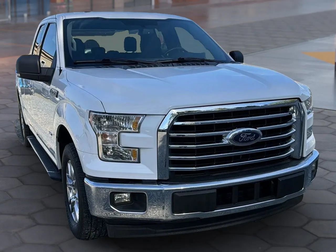 Used 2017 Ford F150 XLT w/ Equipment Group 301A Mid RWD image 21