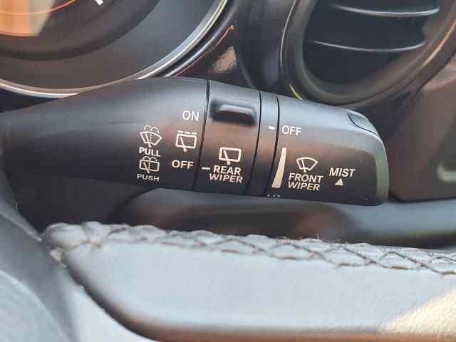 Used 2023 Jeep Wrangler Sport S image 18