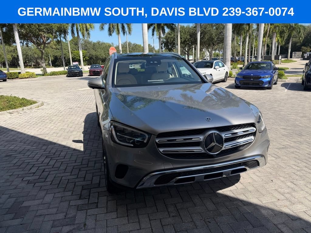 Used 2022 Mercedes-Benz GLC 300 4MATIC image 5