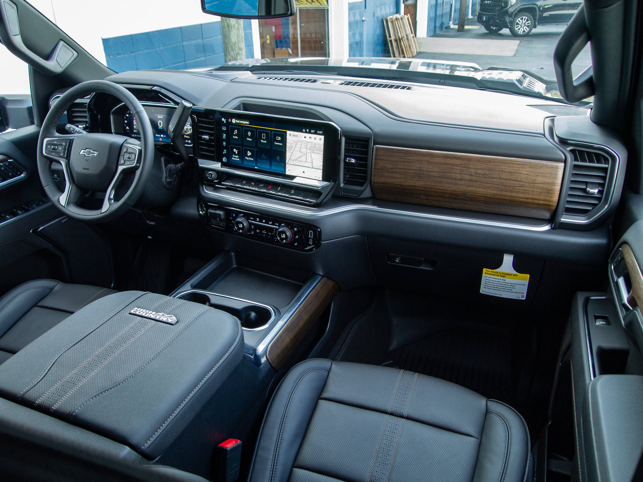 New 2026 Chevrolet Silverado 2500 High Country w/ Midnight Edition AWD/4WD image 26
