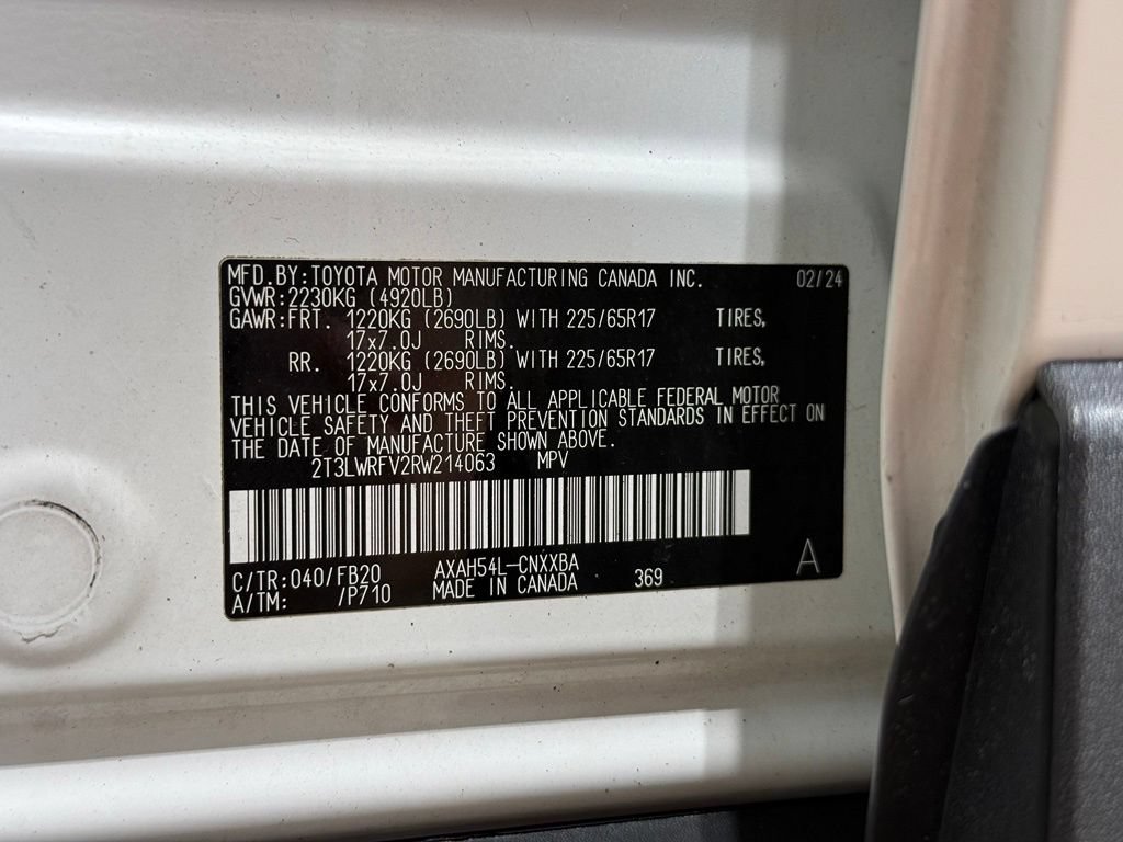 Certified 2024 Toyota RAV4 LE AWD/4WD image 29
