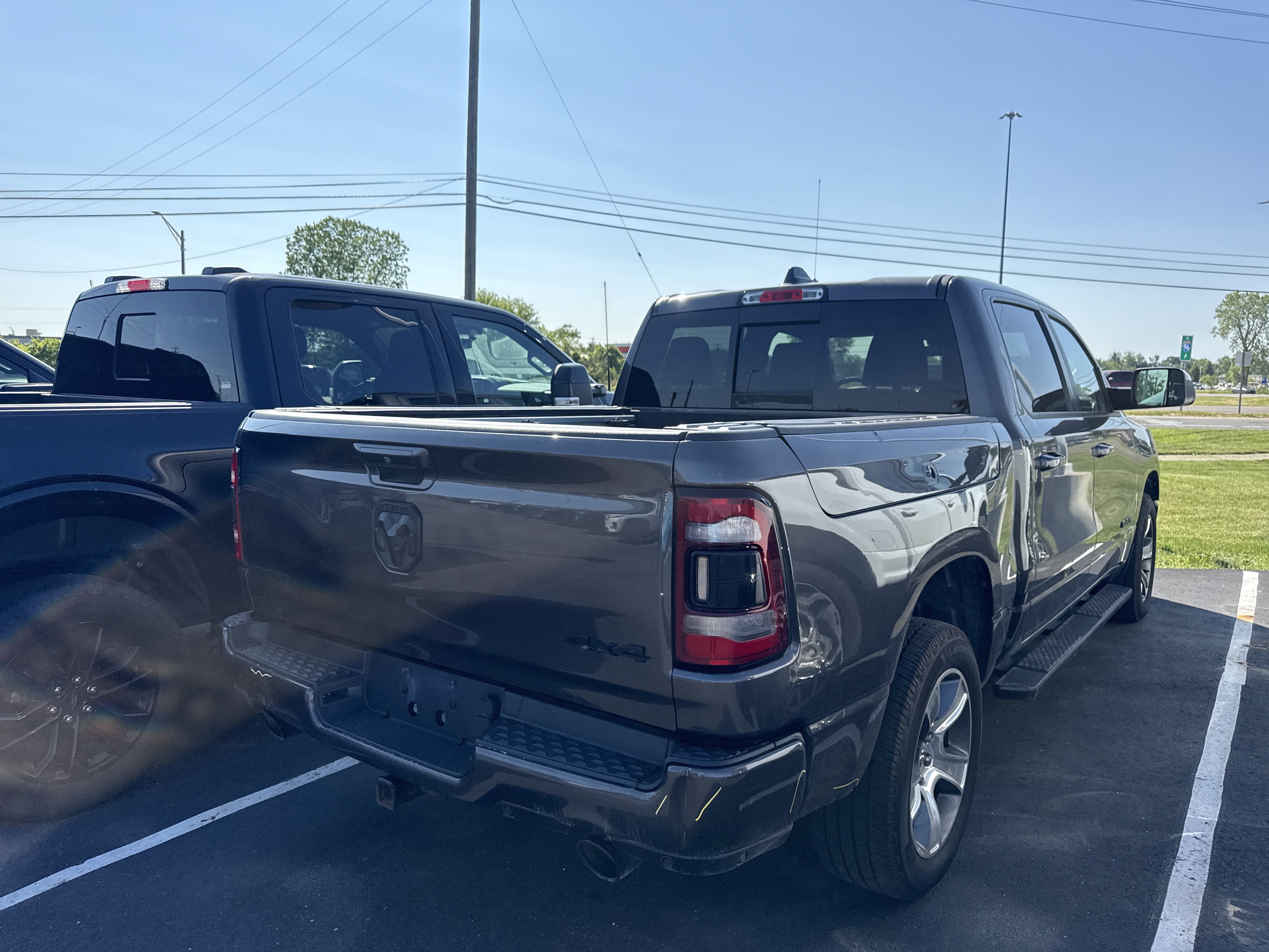 Used 2019 RAM 1500 Sport w/ Advanced Safety Group AWD/4WD image 3