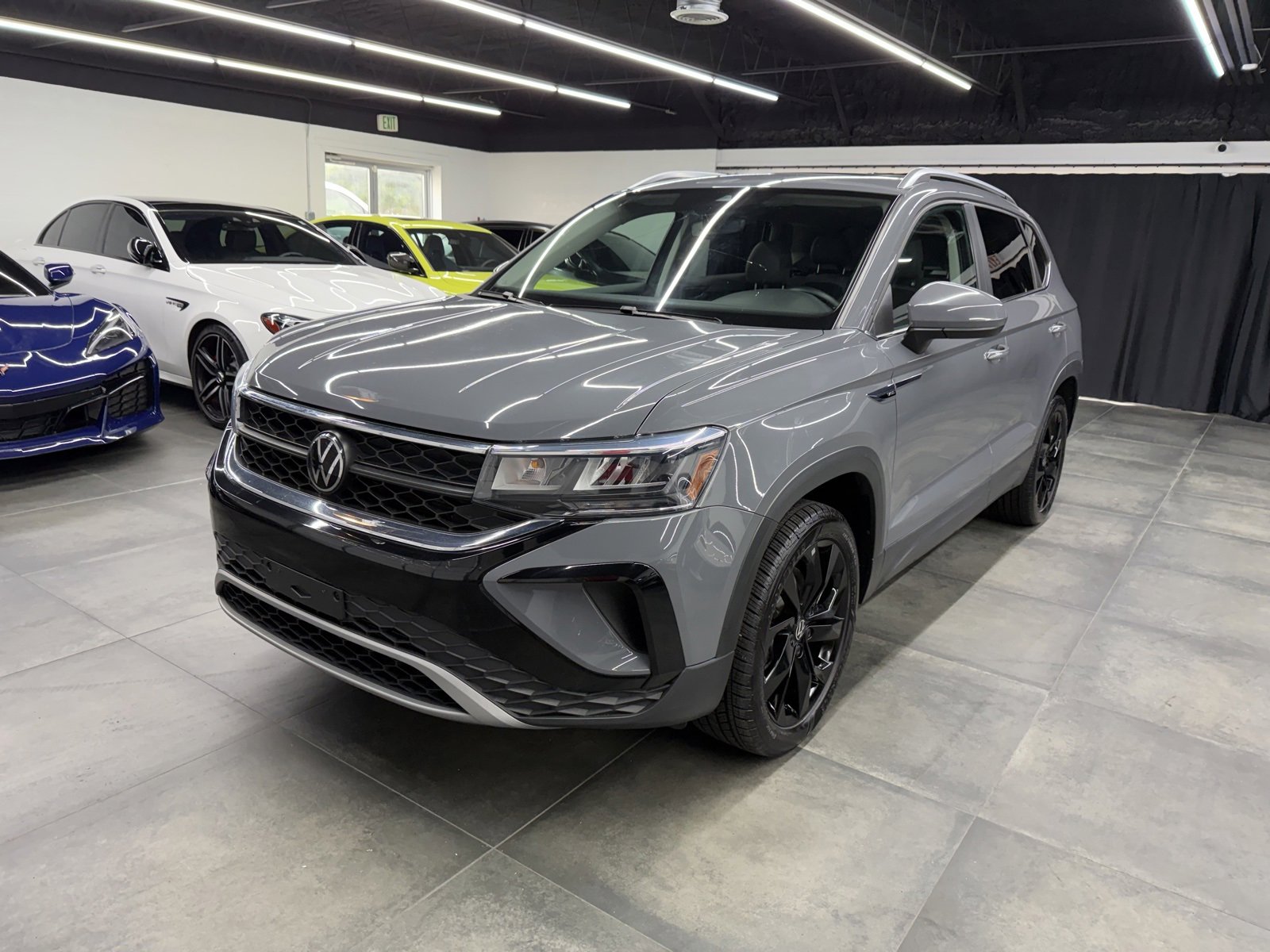 Used 2022 Volkswagen Taos SE w/ Panoramic Sunroof Package