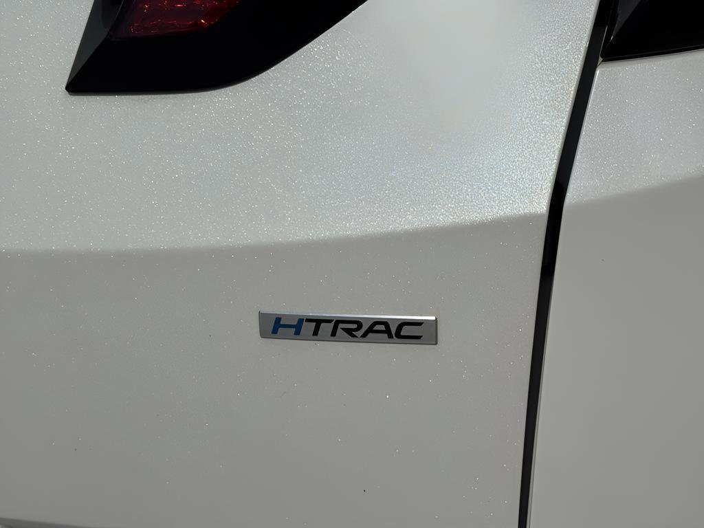 Certified 2025 Hyundai Tucson SE image 9