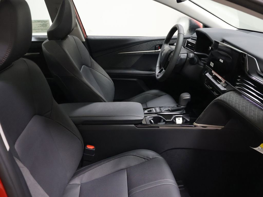 New 2026 Toyota Camry XLE image 18