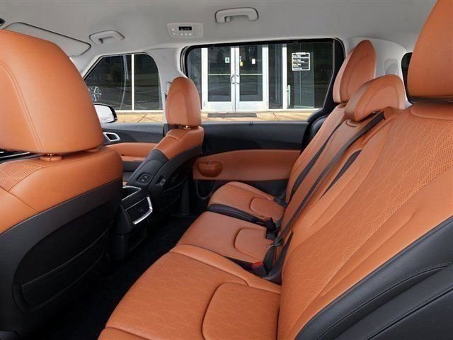 New 2026 Kia Carnival EX FWD image 18