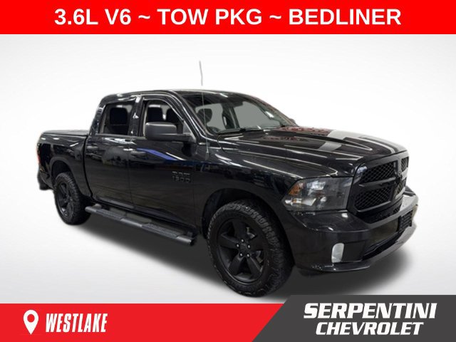 Used 2018 RAM 1500 Express w/ Black Ram 1500 Express Group AWD/4WD image 1