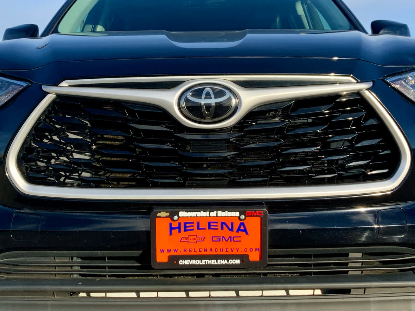 Used 2021 Toyota Highlander XLE image 17