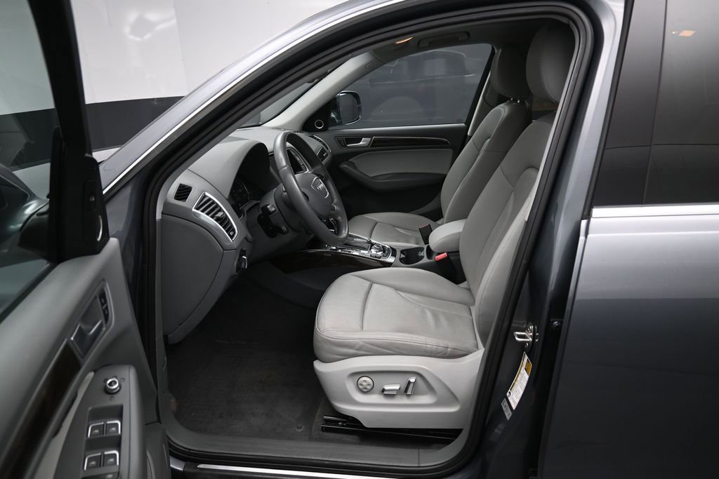 Used 2014 Audi Q5 2.0T Premium Plus AWD/4WD image 9