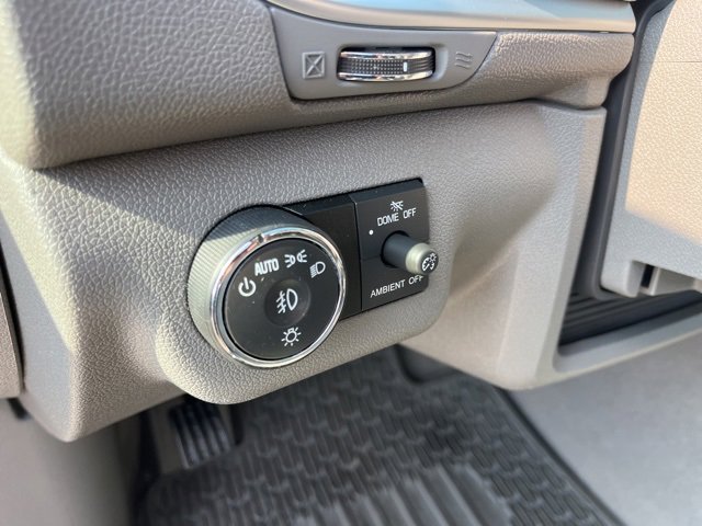 Used 2016 Chevrolet Traverse LT image 16