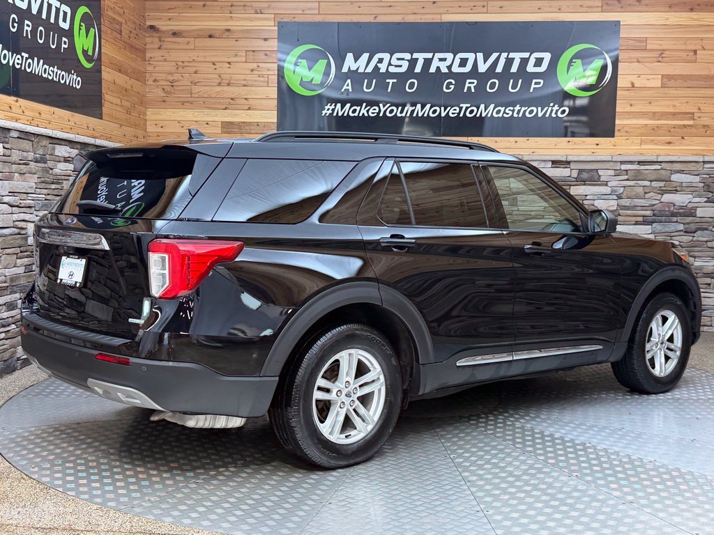 Used 2020 Ford Explorer XLT w/ Equipment Group 202A AWD/4WD image 22