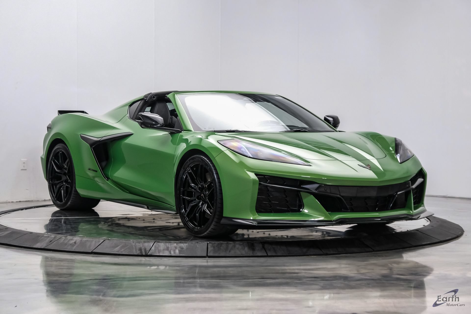 Used 2026 Chevrolet Corvette Z06 RWD image 35
