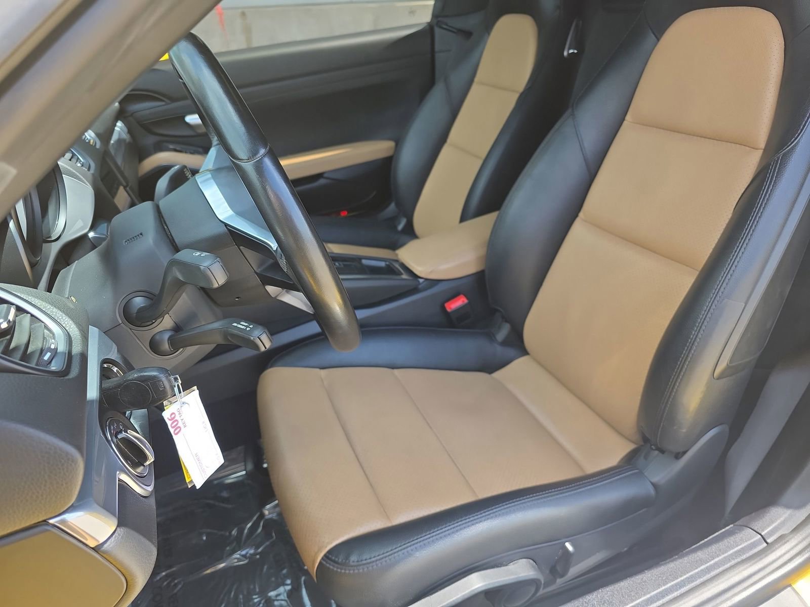 Used 2019 Porsche 718 Boxster RWD image 5